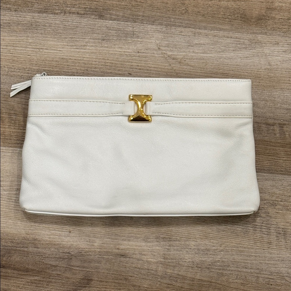 Amanda Smith Soft White Leather Shoulder Bag or Clutch with Gold buckle